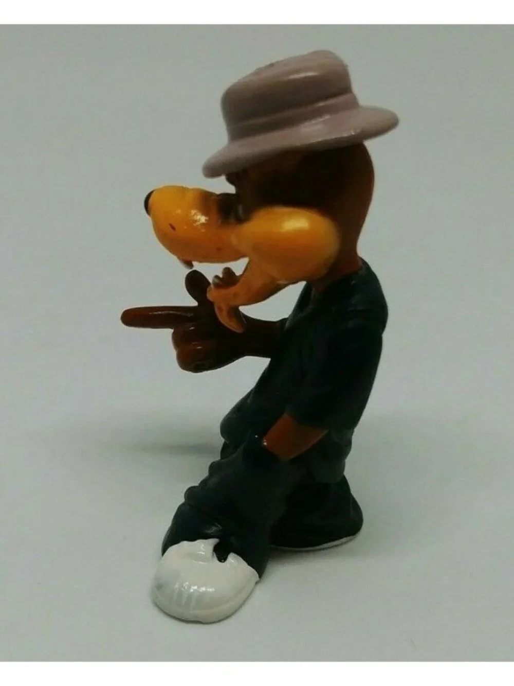Neighborhood Rascals Wolfie collectible retired 1.75